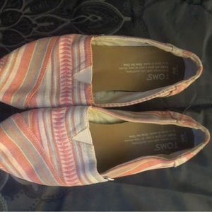 Toms size 6. Perfect condition!